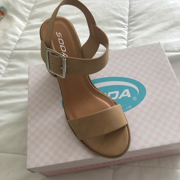 Soda Shoes - Soda Talbert Stacked High Heel Natural